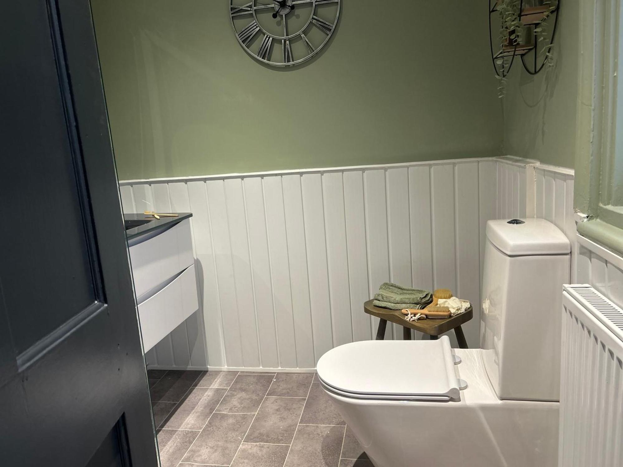 Park View Is A Beautiful Whole Entire House Close To Town Centre, Sleeps 8 In 4 Rooms, 2 Doubles And 4 Single Beds With 2 Shower Rooms, Available For Holidays, Insurance Stays, Trades People, Contractors, Pets Welcome Wisbech Exterior foto